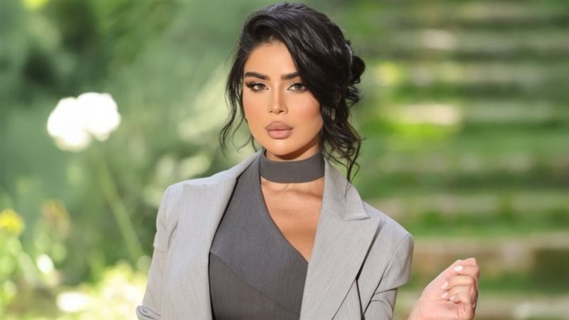 الفنانة اللبنانية تيما