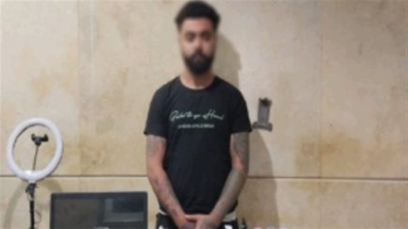 المتهم عقب ضبطه 