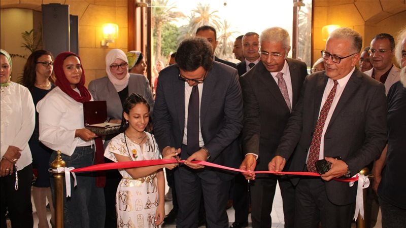  وزير الثقافة يفتتح فعاليات الدورة الثالثة من بينالي القاهرة