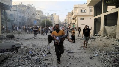 أسامة كمال: أيهما البطل الحقيقي.. ضابط الاحتلال عيدان أمادي أم طفل غزة الضحية؟ اعرف القصة