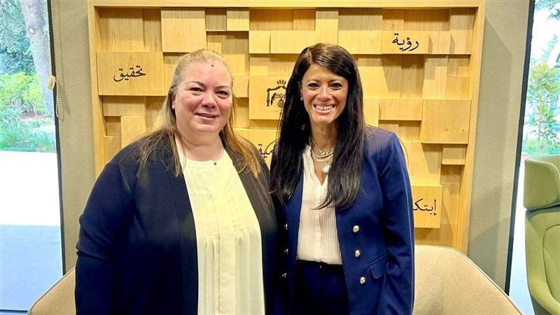 وزيرة التخطيط 