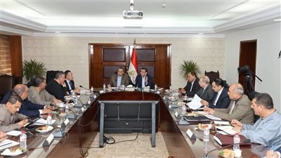الزراعة والشؤون النيابية تطلقان أولى جلسات الحوار المجتمعي لتحديث قانون التعاونيات الزراعية