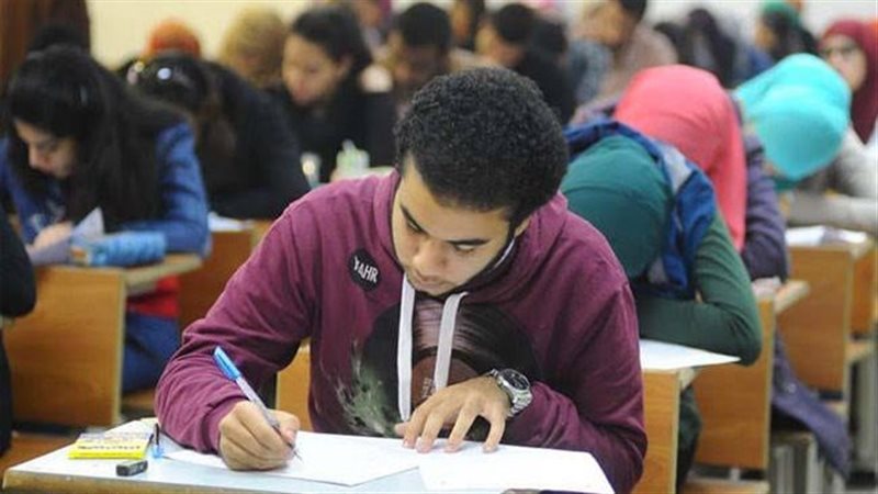 طلاب الثانوية