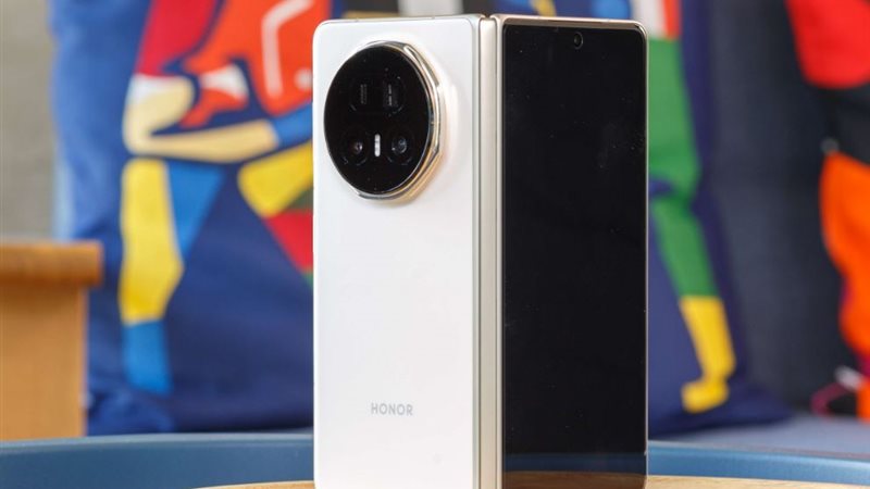 هاتف Honor Magic V5