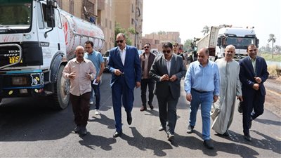 محافظ سوهاج يتفقد أعمال الرصف والتطوير ورفع كفاءة الطرق والشوارع بالمنشاة