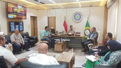 نائب محافظ الدقهلية يتابع إلتزام المصانع بالمنطقة الصناعية بجمصة بالإشتراطات البيئية