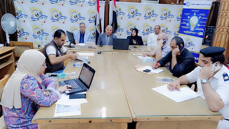وكيل وزارة التعليم فى غرفة العمليات 