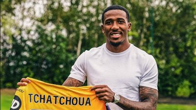 رسميًا.. ولفرهامبتون يضم أسرع لاعب في الدوري الإيطالي
