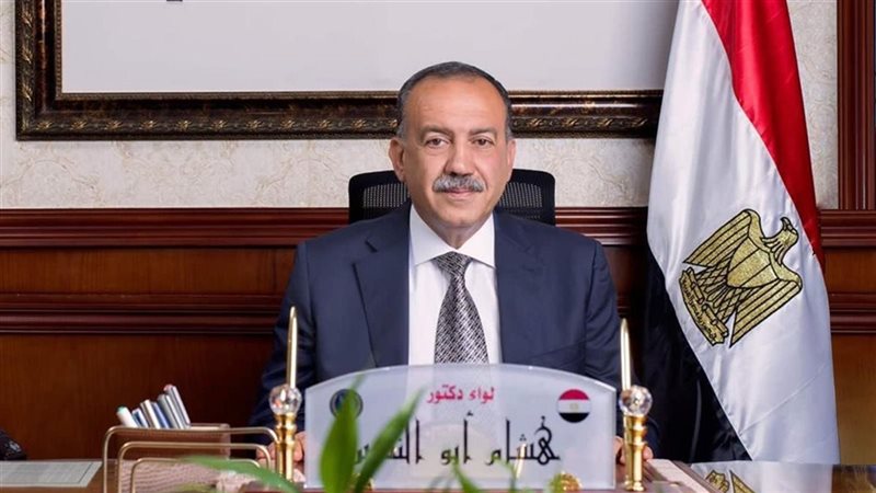 محافظ أسيوط