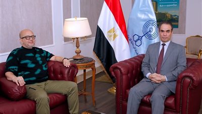 الكاتب الصحفي عمر طاهر على شاشة التليفزيون المصري.. قريبا