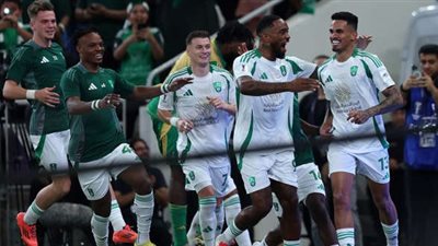 الأهلي يقهر القادسية بخماسية ويضرب موعدا مع رونالدو بنهائي السوبر (فيديو)