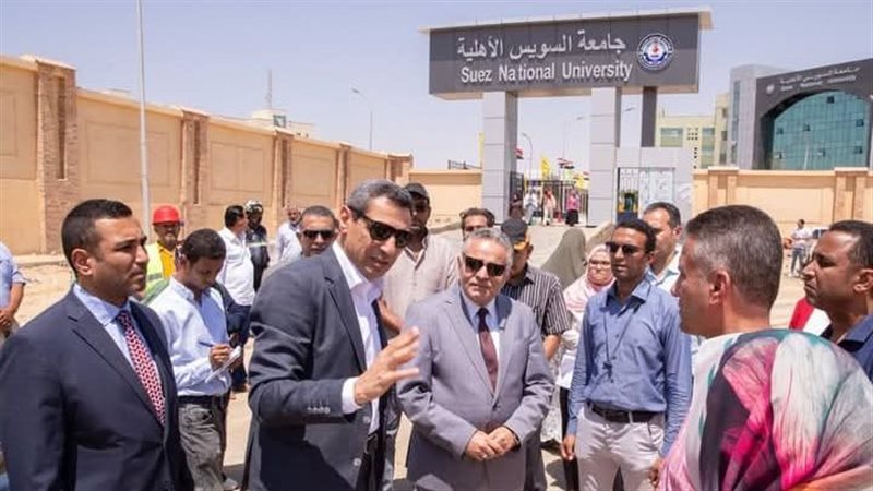 محافظ السويس يوجه بسرعة تجهيز الجامعة الأهلية