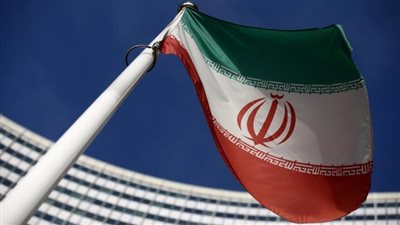 اجتماع إيراني أوروبي مرتقب لحسم ملف النووي وسط تهديد بإعادة العقوبات 
