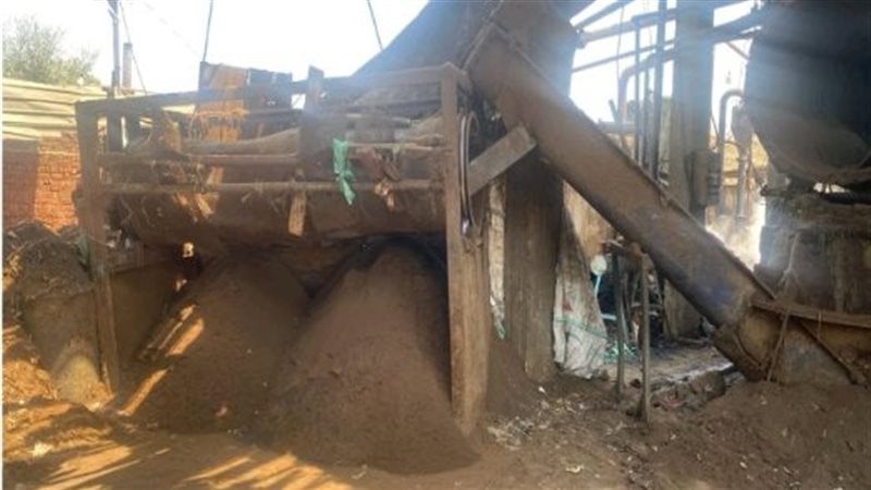 مصنع انتاج العلف الحيواني المضبوط