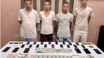 عن طريق انتحال صفة.. سقوط عصابة بتهمة النصب والاستيلاء على حسابات بنكية بالمنيا