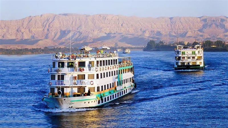 رحلات الشباب والرياضة 