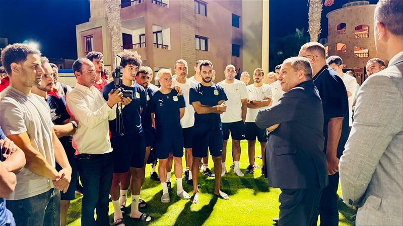 اللواء محب حبشي في تدريبات النادي المصري