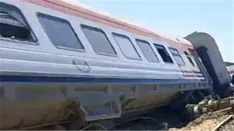 حادث انقلاب عربة قطار 