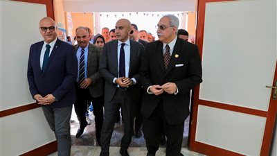 وزير التعليم ومحافظ القليوبية يفتتحان 5 مدارس جديدة بالمحافظة