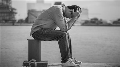 كيف نواجه أفكار اليأس والانتحار؟.. باحثة بمرصد الأزهر توضح الحلول