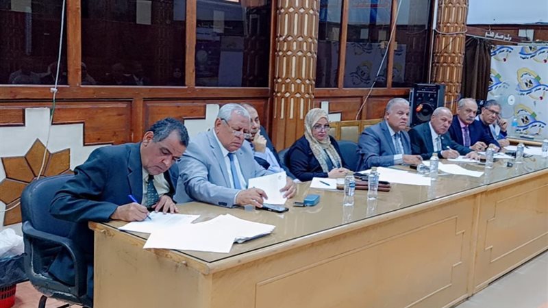 لجنة مقابلات تعليم الفيوم