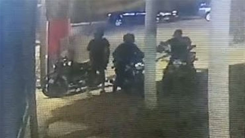 سرقة دراجة بخارية بجوار نادي الأهلي بمدينة نصر