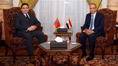 وزير الخارجية يبحث مع نظيره المغربي تعزيز العلاقات ودعم الاستثمارات