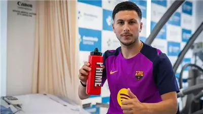 رسميا برشلونة ينجح في قيد السويدي روني باردجي بقائمة الرديف