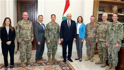 رئيس لبنان يدعو واشنطن للضغط على إسرائيل للانسحاب من الجنوب