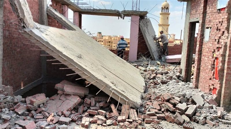 جهاز مدينة الشروق ينفذ حملة إزالة مكبرة 