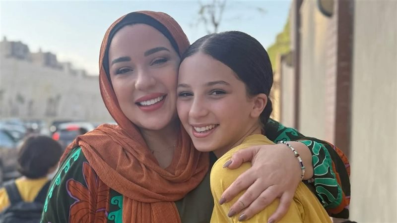 أسما شريف منير