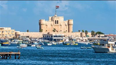 بأسعار تبدأ من 700 جنيه.. سبتمبر وأكتوبر فرصة ذهبية لزيارة الإسكندرية