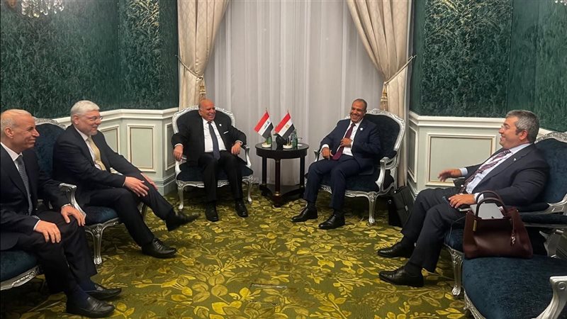 لقاء وزير الخارجية ونظيره العراقي 