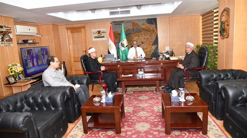محافظ الفيوم فى لقاء قيادات الاوقاف