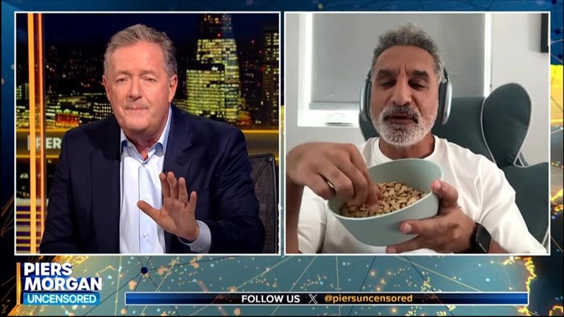 الإعلامي باسم يوسف 