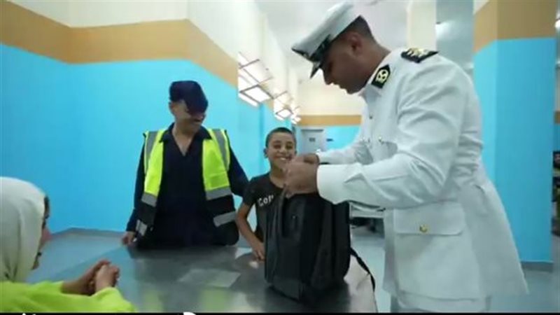 توزيع حقائب