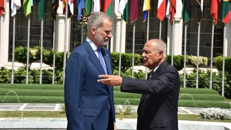 أبو الغيط يلتقي ملك إسبانيا