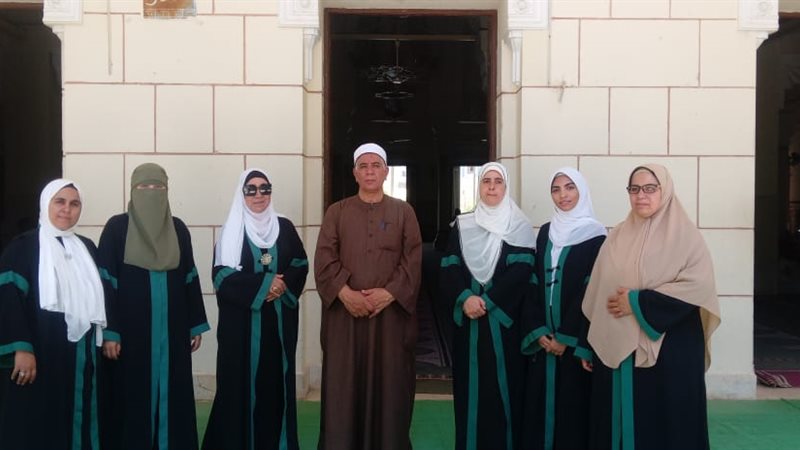 وكيل وزارة أوقاف الفيوم مع الواعظات