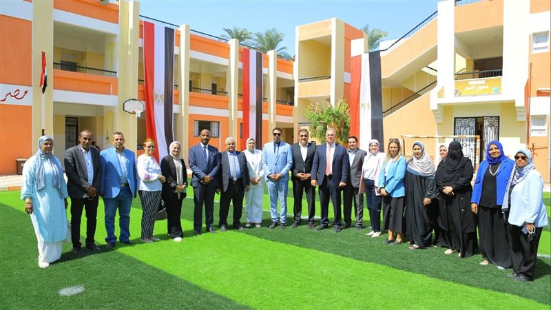 افتتاح مدرستين جديدتين بمحافظتي قنا والأقصر