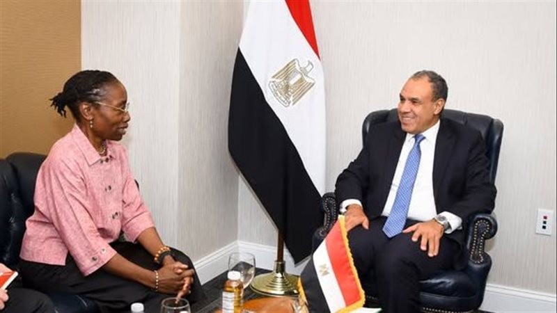 وزير الخارجية مع  رئيسة مجموعة الأزمات الدولية في نيويورك