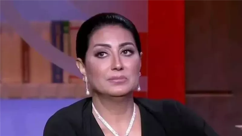 وفاء عامر