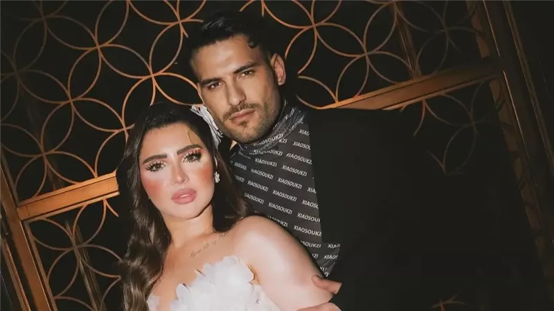 المطرب مسلم وزوجته