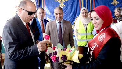 رئيس جامعة المنصورة يشهد حفل استقبال الطلاب الجدد بكلية الحقوق