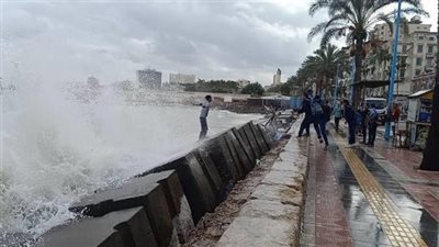 الأرصاد تحذر من طقس الخميس.. رياح مثيرة للأتربة واضطراب حركة الملاحة البحرية