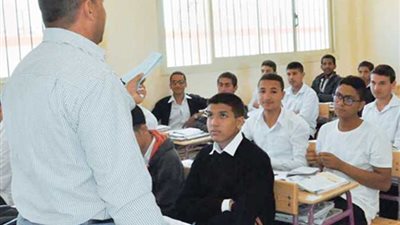 مفاجأة سارة.. بدء صرف 2000 جنيه حافز المعلمين بداية هذا الموعد 