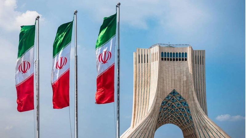 إيران 