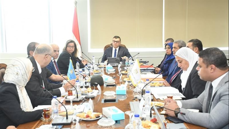 اجتماع وزير الإسكان مع صندوق الإسكان الاجتماعي