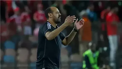 عماد النحاس يحفّز لاعبي الأهلي قبل مواجهة كهرباء الإسماعيلية بالدوري