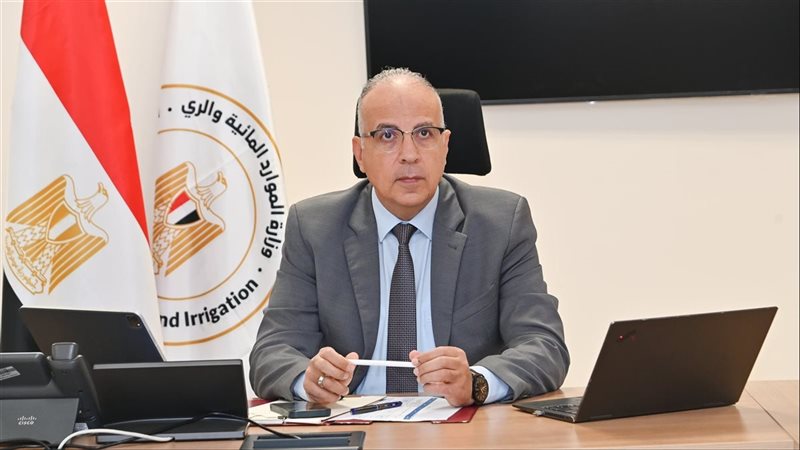 وزير الري 