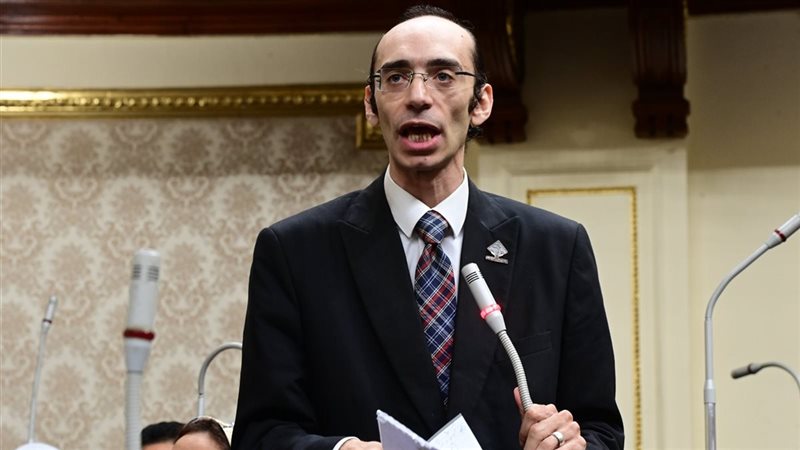 النائب محمد عبد العزيز، عضو تنسيقية شباب الأحزاب